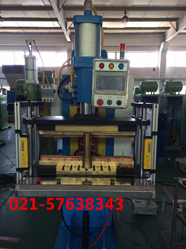 CO2二氧化碳氣瓶充氣焊接專機